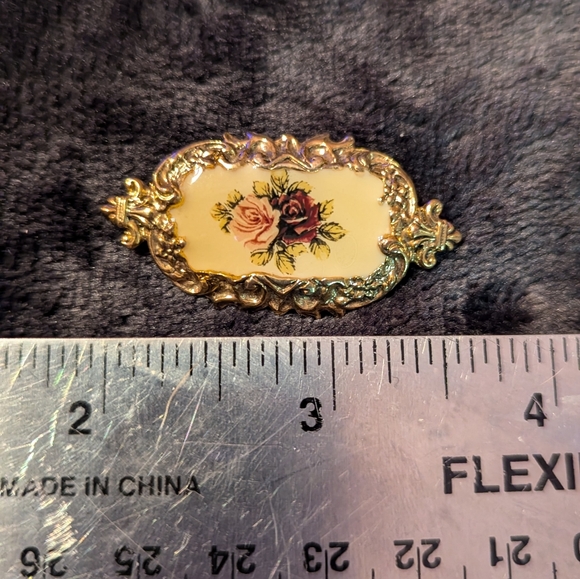 1928 Brand Vintage Rose Brooch Gold Tone - Picture 3 of 6